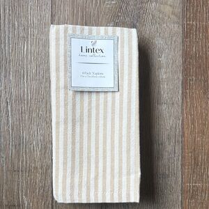 Napkins Home Collection Cream Striped  - 2 Set of 4 -New 17 in. x 17 in.